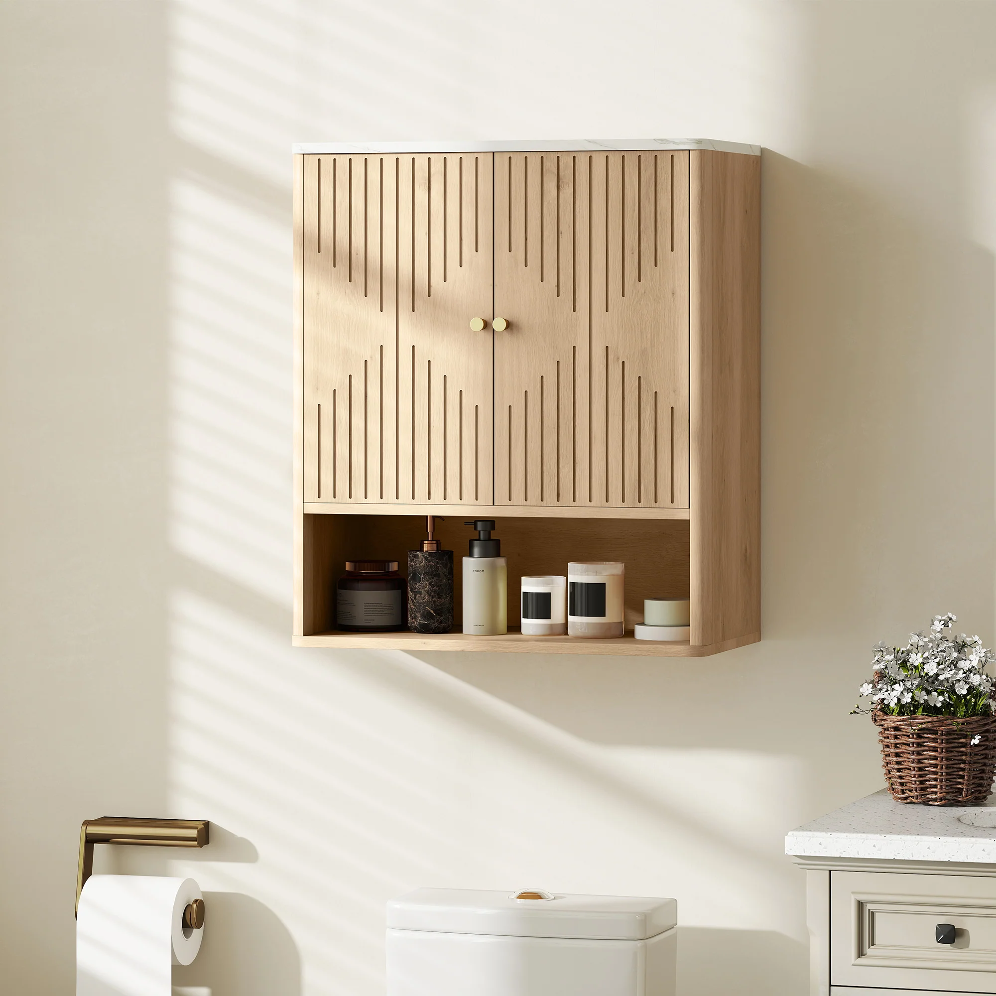 Armoire murale de salle de bain, meuble de rangement avec compartiment ouvert et étagère réglable, meuble haut de salle de bain portes à motifs en forme de sablier, 60 x 18 x 70 cm, chêne - Image 3