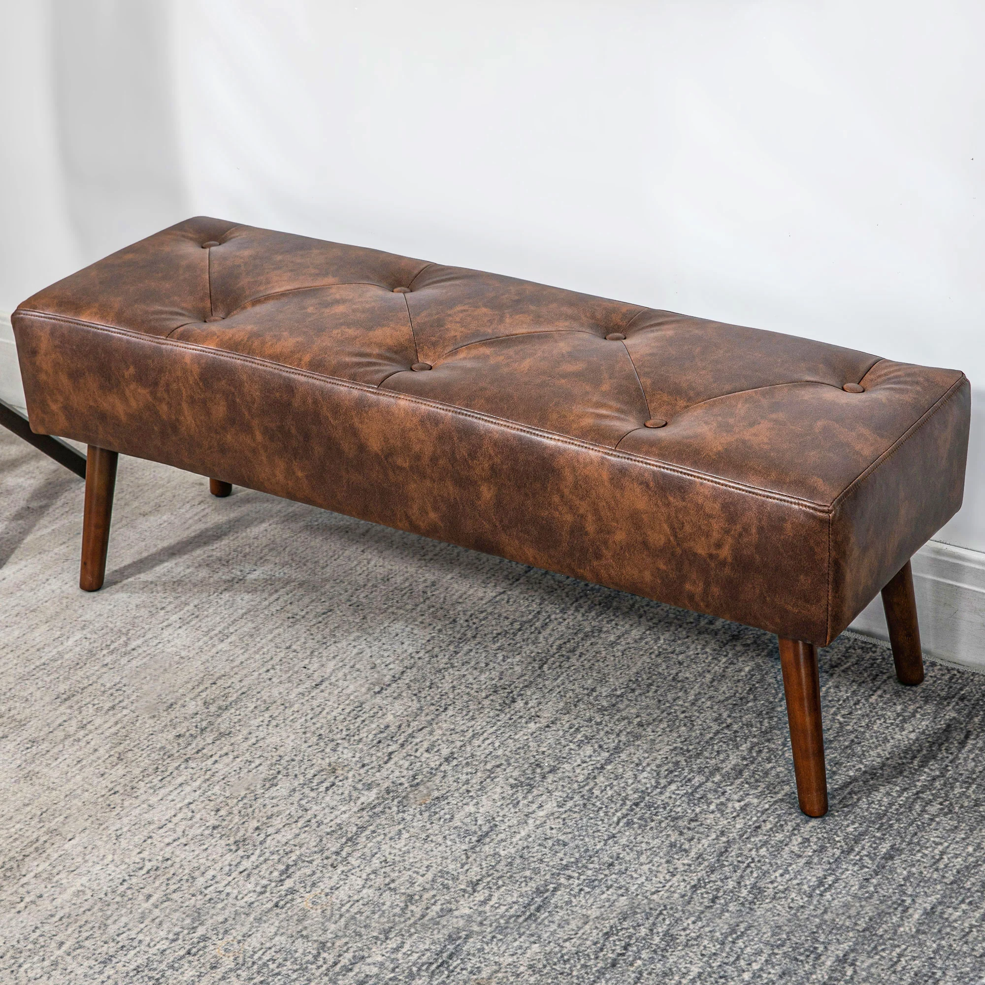 Banc bout de lit banquette capitonnée style vintage revêtement synthétique 114 x 38 x 42 cm piètement bois banc rembourré marron effet vieilli - Image 9