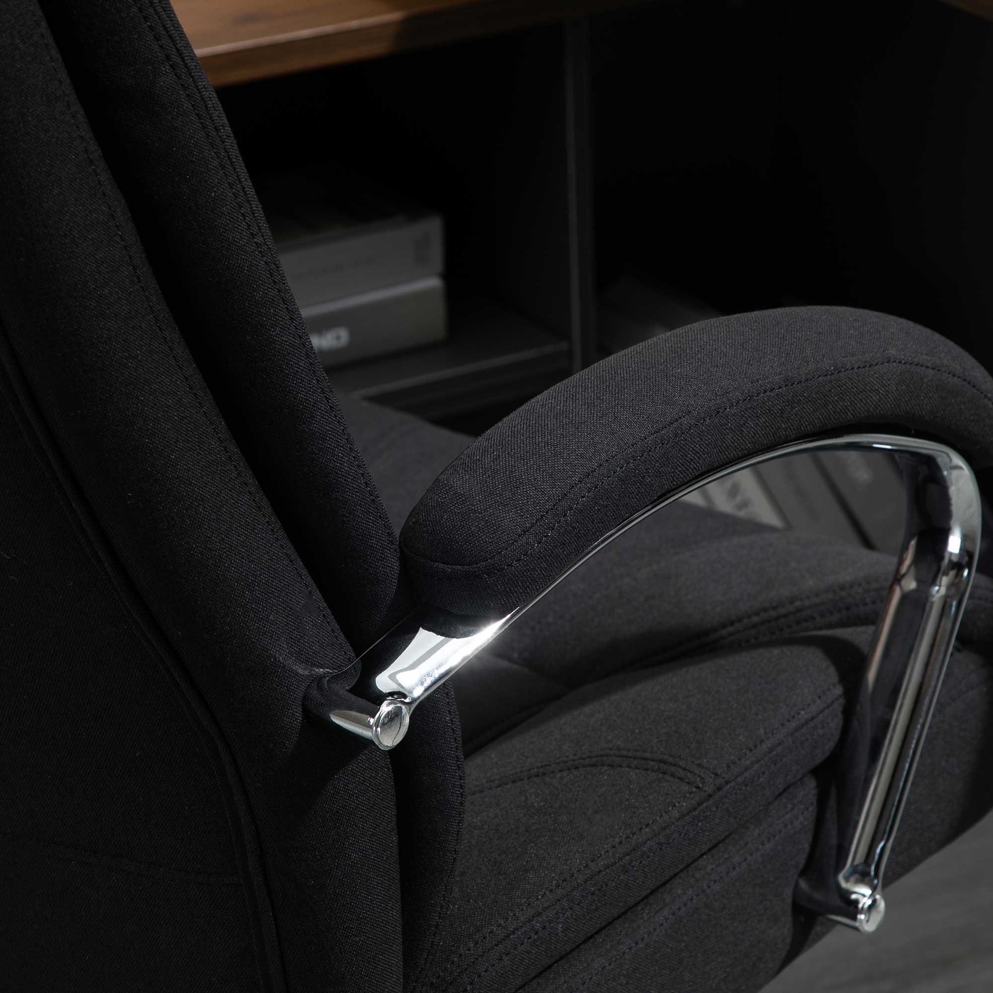 Chaise bureau ergonomique, fauteuil de bureau, hauteur réglable, dossier haut, fonction de bascule et pivotant à 360°, tissu en lin, pour chambre, télétravail, noir - Image 10