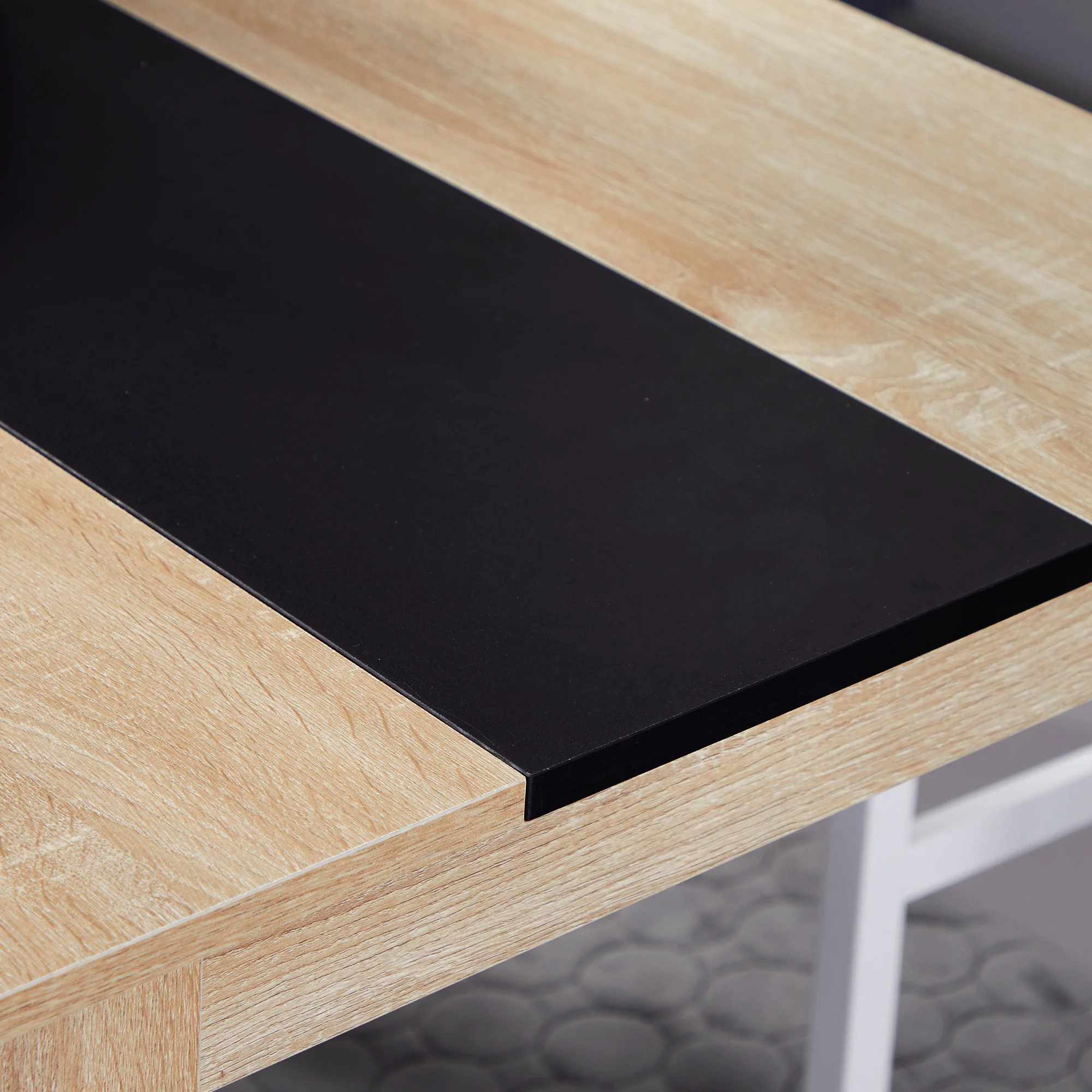 Table à manger rectangulaire pour 4 à 6 personnes, table de cuisine, 120 x 69 x 75 cm, style moderne, pieds triangulaires plus stable, chêne et noir - Image 9